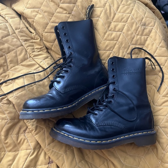 Doc Martens 1490 leather mid calf boots - Picture 7 of 11